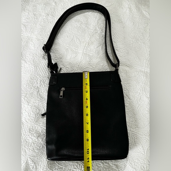 Mia and Luca Cross Body faux leather purse. Black - Picture 6 of 6